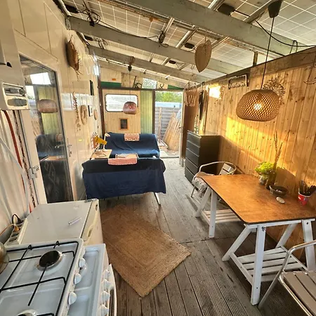 Off-grid Container By The Bay Vakantiehuis Jastarnia