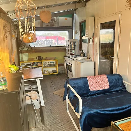 Off-grid Container By The Bay * Jastarnia